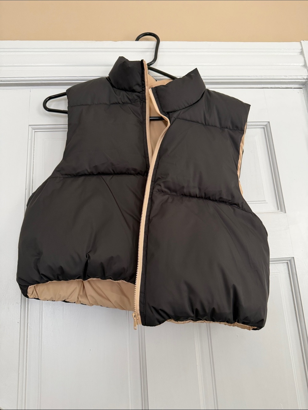 SHEIN Black and Tan Reversible Puffer Vest